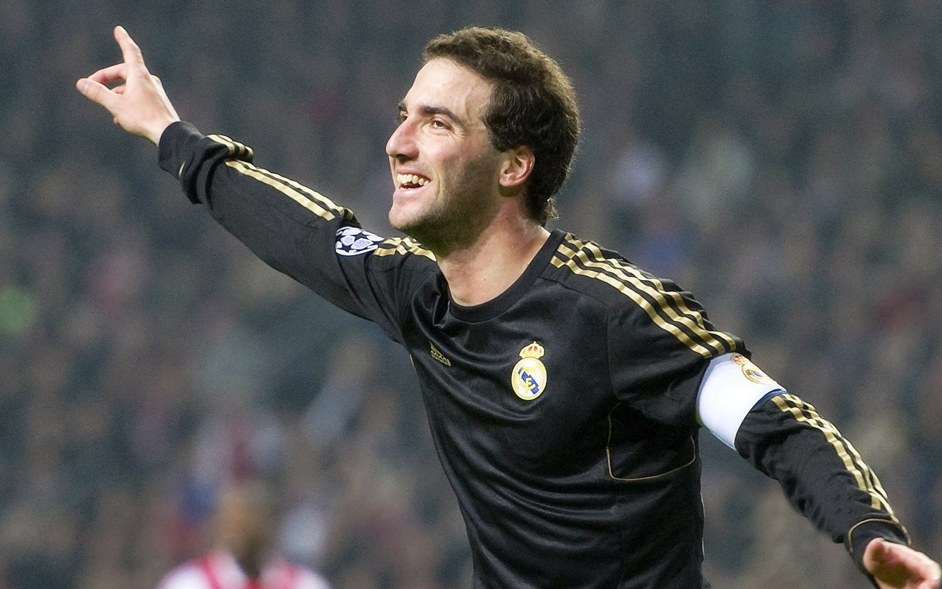 足球俱乐部运营管理